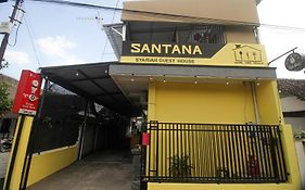 OYO 2258 Santana Syariah Guest House